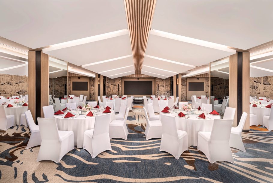 Tu Hoa Ballroom
