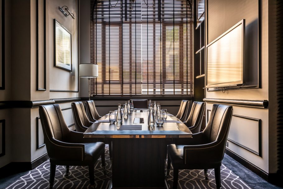 THE AVIET ROOM
