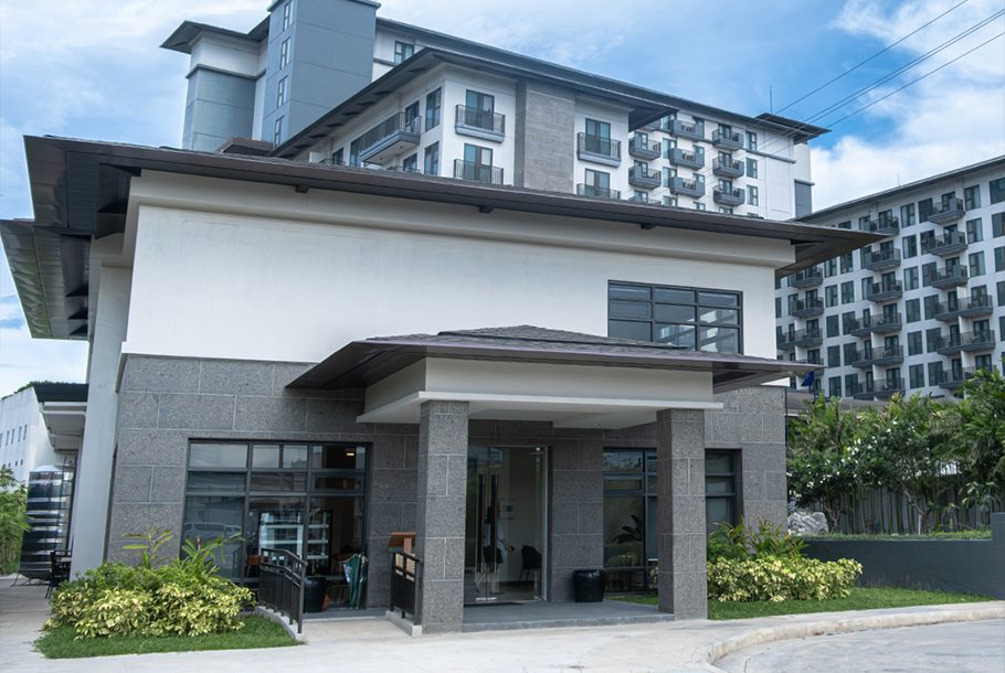 Dusit Gourmet at the Guest House