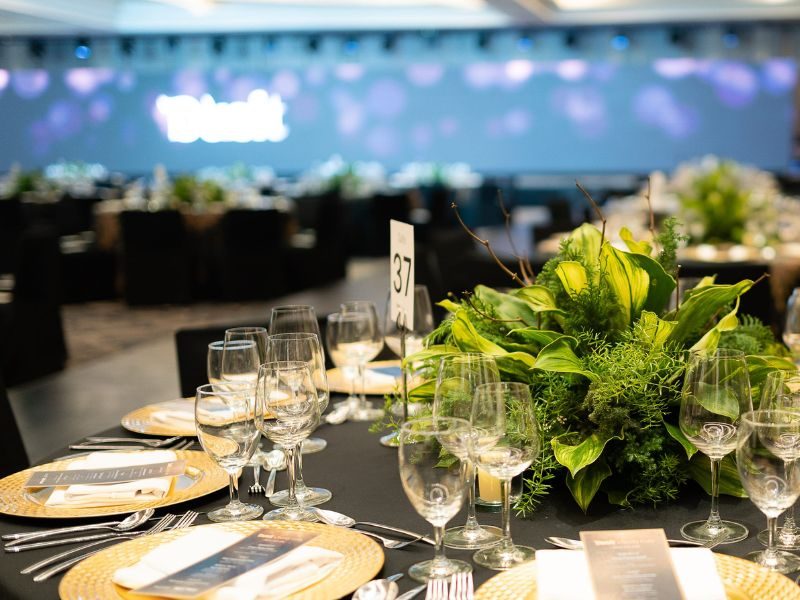 Holiday Dining Special