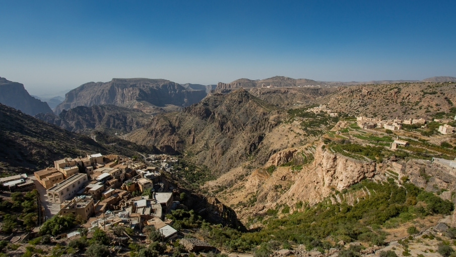 Offer-Khareef-Hero-Desktop