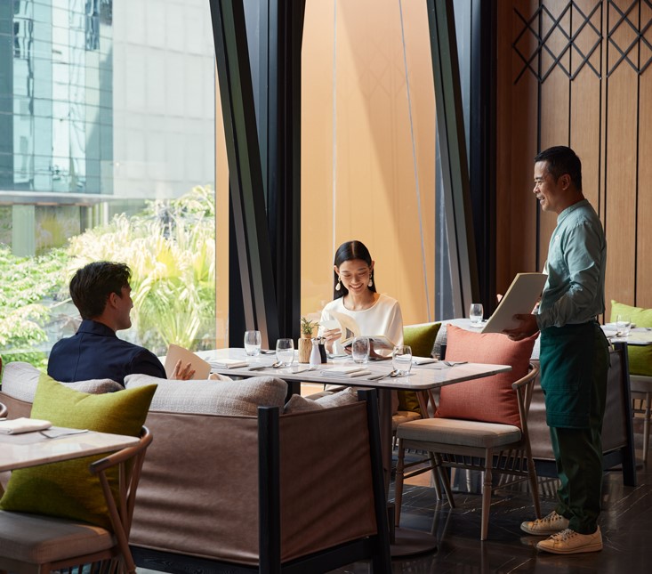 d2sb_dining_733x645