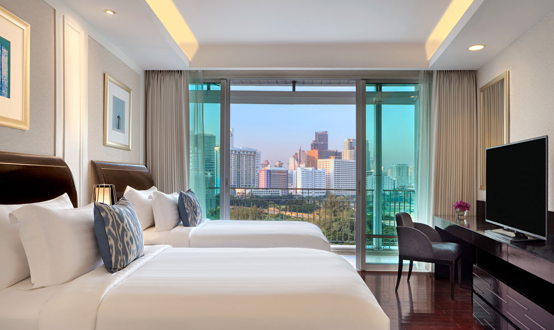 dusitsuites-ratchadamribangkok-One-Bedroom-Premium-Suite-Bedroom-Twin
