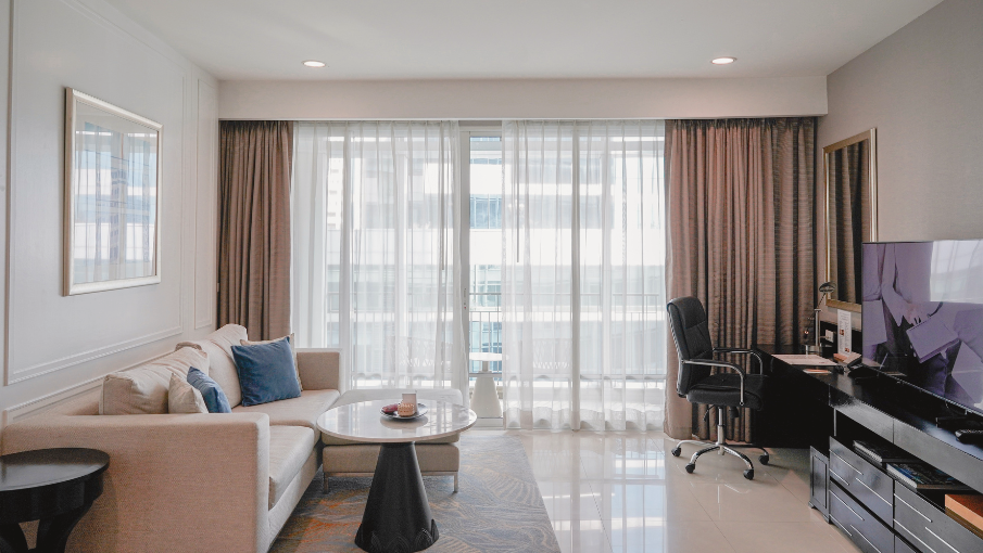 DSRB-Hero image-Desktop 905x510px-Room-Brand-Dusit Suites Ratchadamri Bangkok-A Night On Us (2)