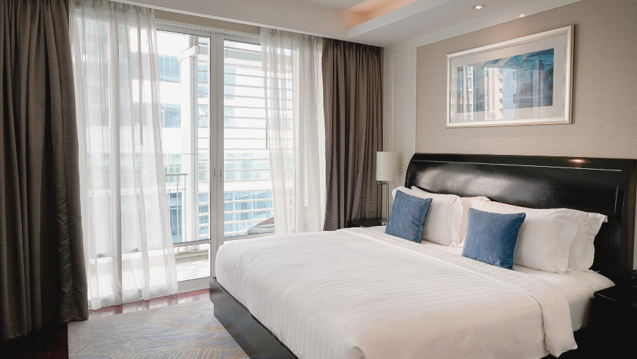 DSRB-Hero image-Desktop 905x510px-Room-Brand-Dusit Suites Ratchadamri Bangkok-A Night On Us (3)