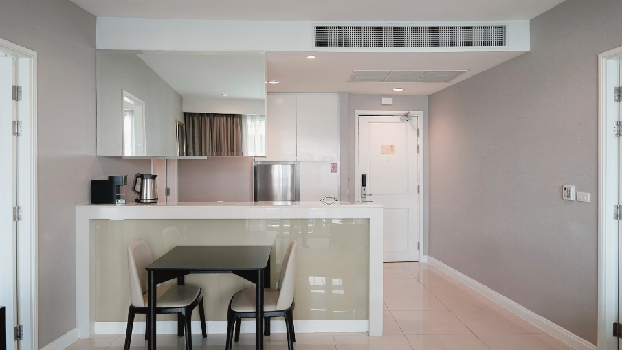 DSRB-Hero image-Desktop 905x510px-Room-Brand-Dusit Suites Ratchadamri Bangkok-A Night On Us (4)