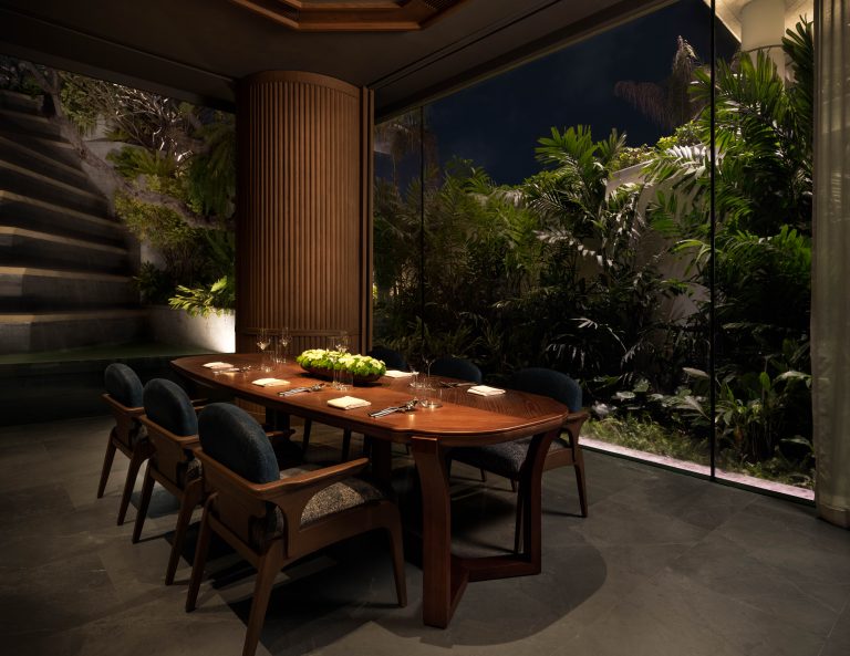 dusit-thani-bangkok-restaurant-pavilion-private-dining