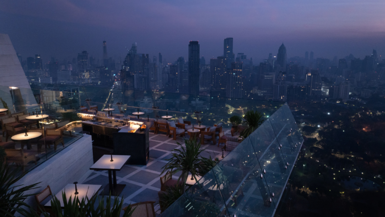 DTBK-offer-spire-night-view-right