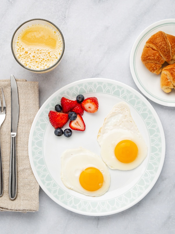 Breakfast 600x800 px