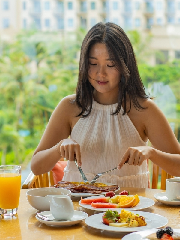 Breakfast 600x800px