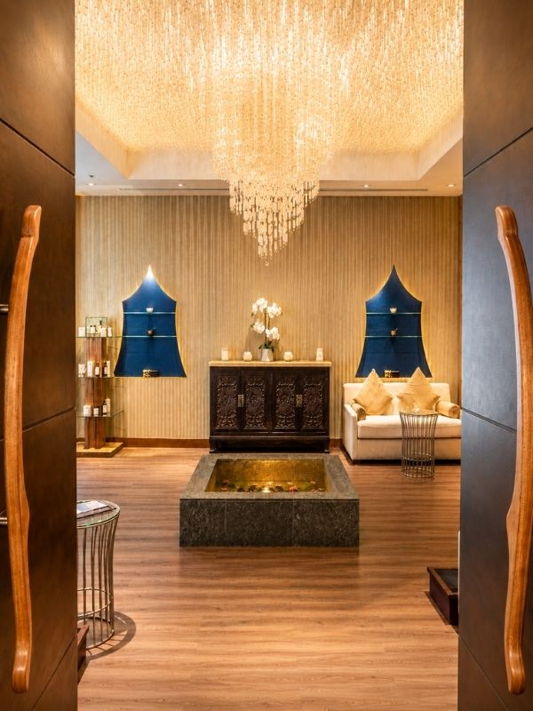 Deva Spa 600x800px