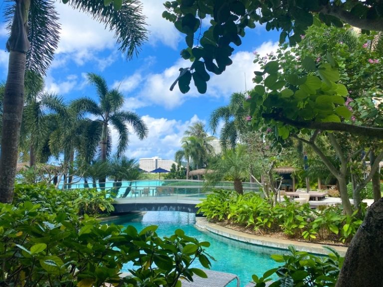 family pool 8