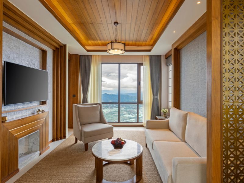 Junior Suite Himalayan View