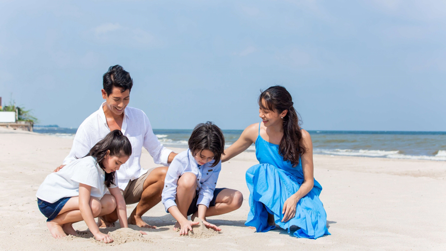 DTHH-Family-Promo_Banner-PC-905x510