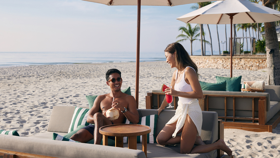 dusit-thani-hua-hin-experience-lifestyle-beachfront-905x510