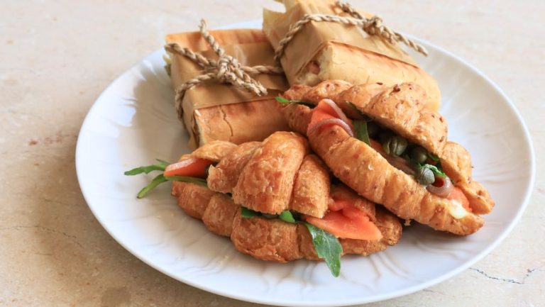 DTHH-AfternoonTea-Web-Gallery-905x510-8 (2)