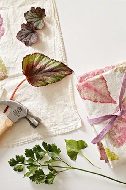 Hammer & Print – Nature-Inspired Leaf Art