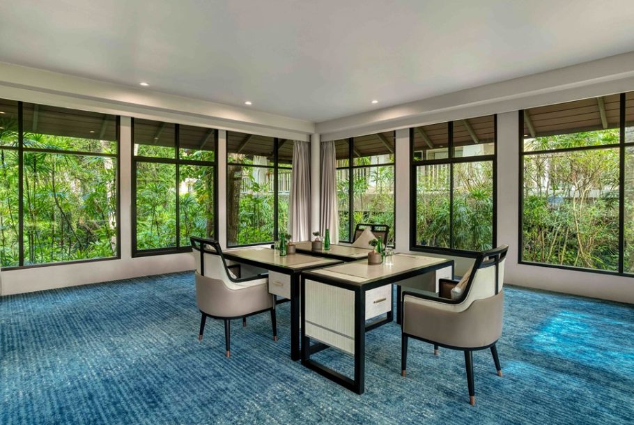 Koh Hong Room