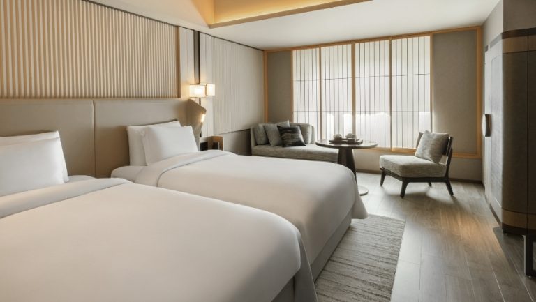 Hero Image 905x510 (49)