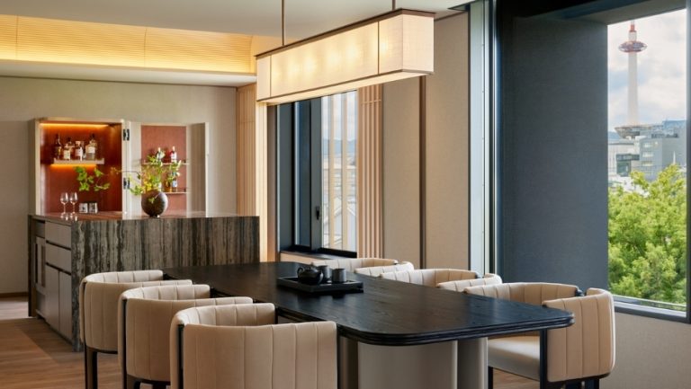 Hero Image 905x510 (90)