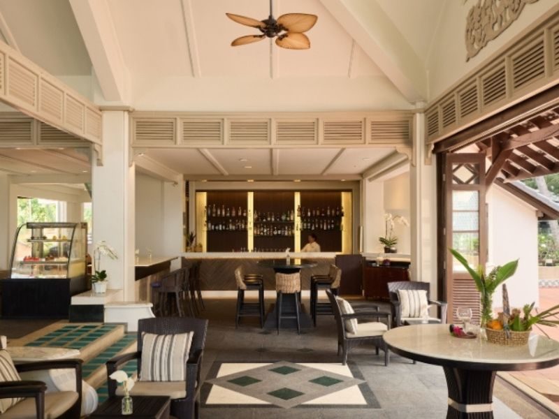 Horizon Lounge