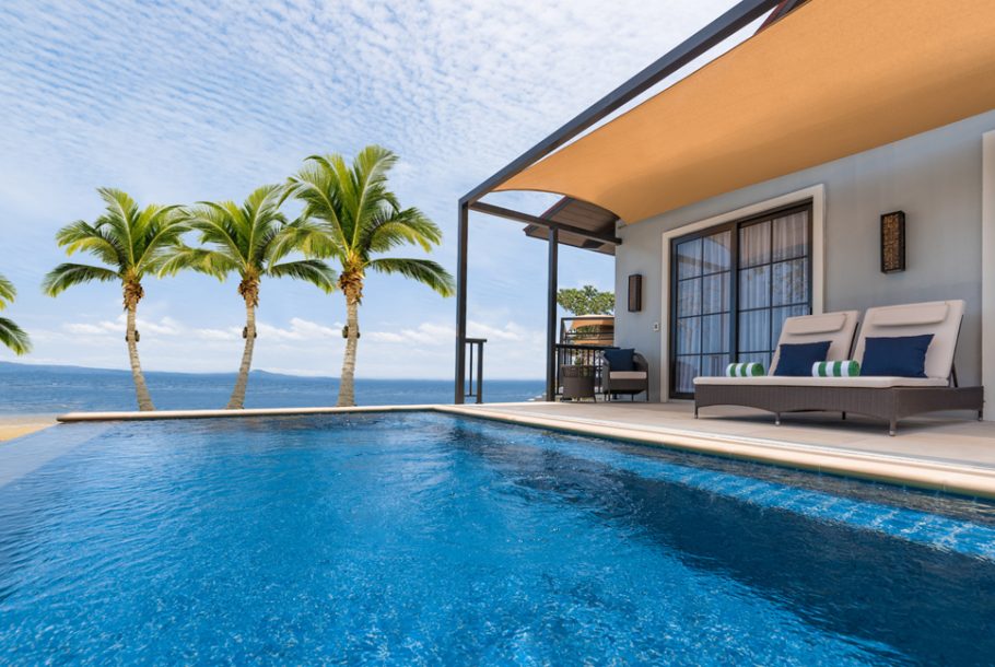 1 Bedroom Ocean Suite with Pool
