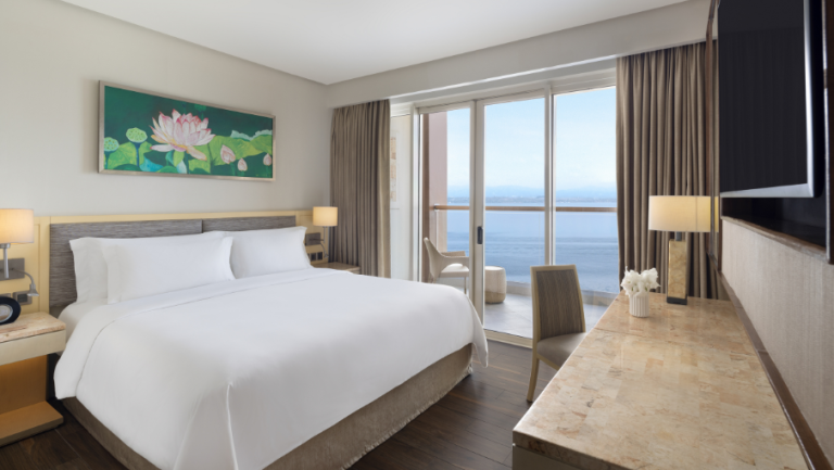 Deluxe King Seaview