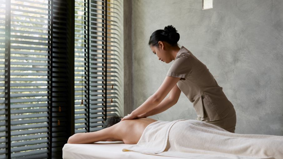 A Rejuvenating 60-minute Massage at Devarana Wellness Hua Hin | 10-Pack Special