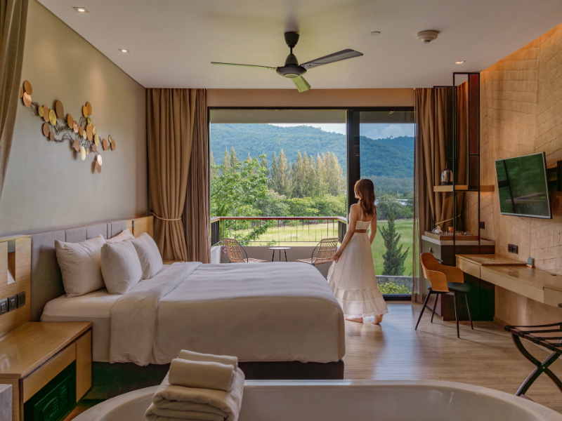 One Night Stay with Breakfast for 2 persons
